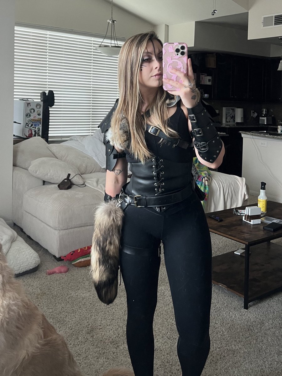 SHORTYPlE's tweet photo. Live rn w/ @blinktattoo @ItsGypC @MsSavageAF for 24 HOURS OF WOW!!! 

Shared sub incentives!!! 

https://t.co/JxX0JYfkpF https://t.co/AoBsjdCaFN