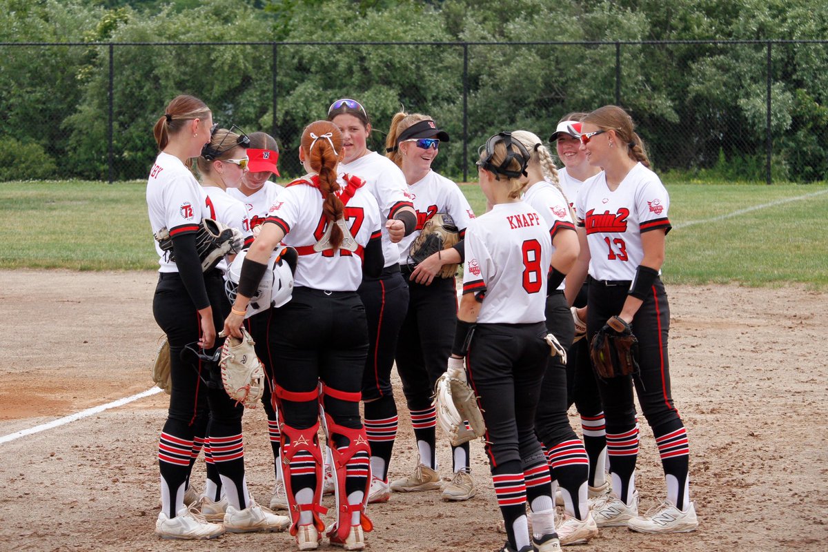 Turnin2W's tweet image. Undefeated in pool play today. #1 seed headed into bracket play at the Stingrays College Showcase,
Columbus Ohio
Let’s go T2 🥎❤️🖤