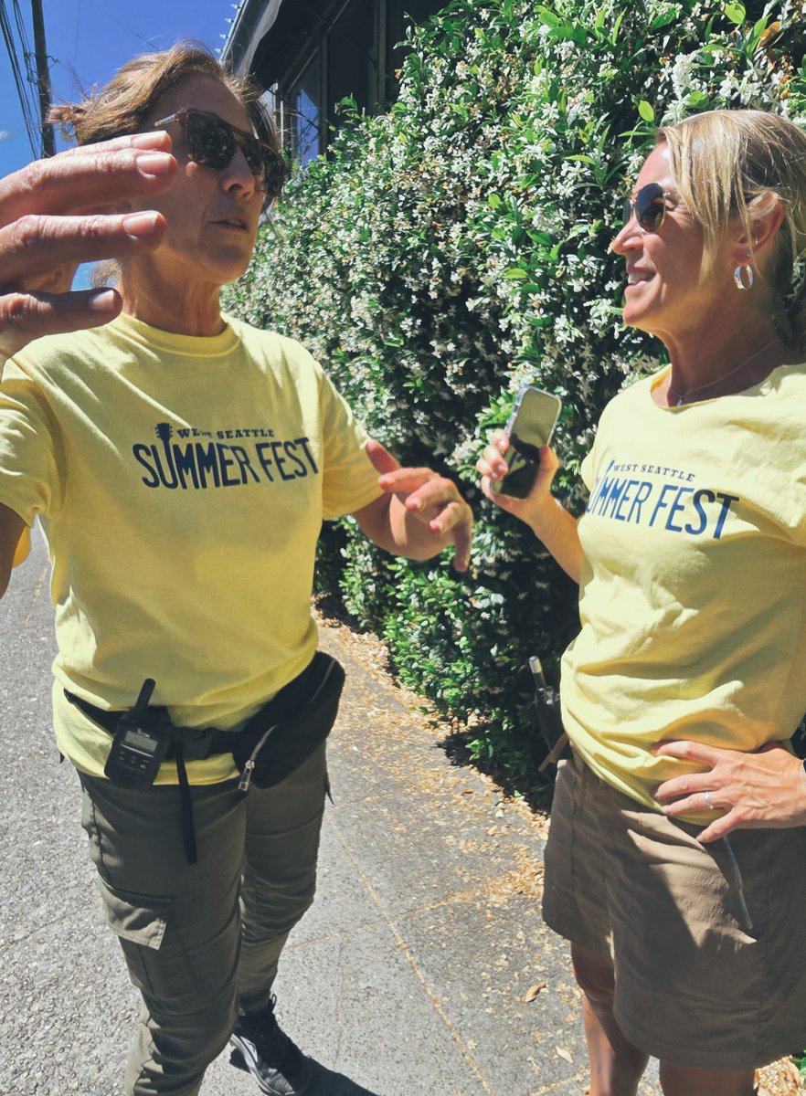 IcomAmericaInc's tweet photo. It’s show time for Summer Fest at the @WSJA! Our #IP501H radios are helping staff run smooth #logistics—from beverage garden to kids zone. Big shoutout to the staff & volunteers powering this weekend. #music & #community vibes! #comms #Festival #WestSeattle https://t.co/d6Qf54HJHK
