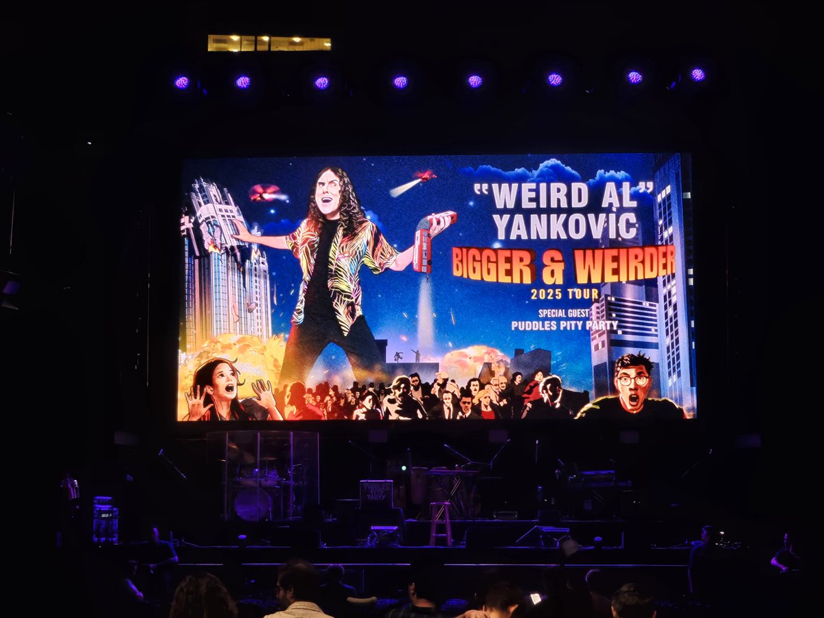 ScottyRock77's tweet photo. Can't wait to see @PuddlesPityP and @alyankovic! Bucket list for sure https://t.co/0xyGFedGXT