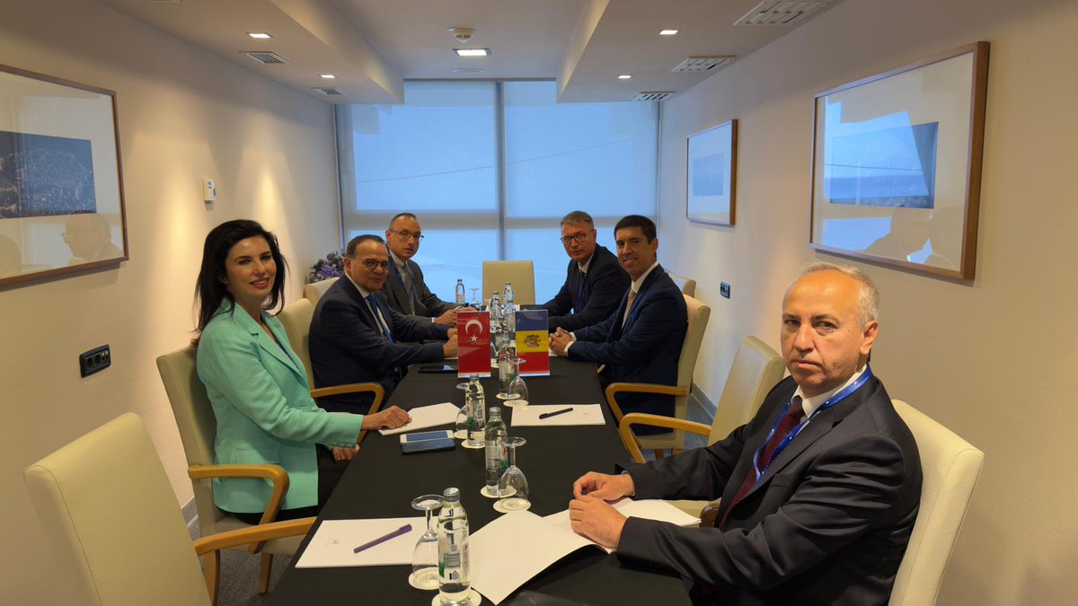 Deputy Foreign Minister and Director for EU Affairs Ambassador Mehmet Kemal Bozay met with Mihai Popşoi, Deputy Prime Minister and Minister of Foreign Affairs of Moldova, on the margins of the Dubrovnik Forum.