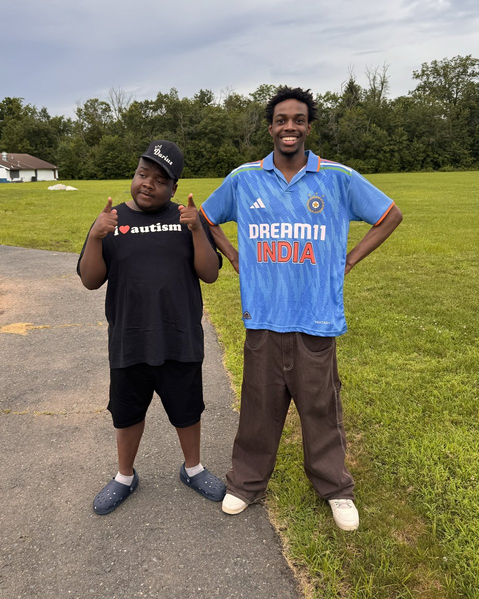 Johnny Timbs tweet media