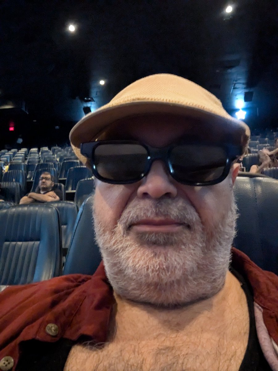 cwfreenews's tweet image. 3D it is