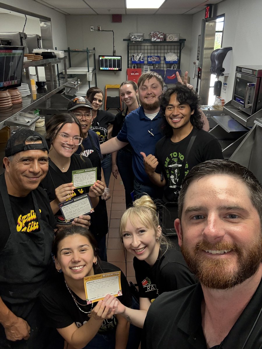 Aaron Gant (@aarongant2) on Twitter photo Raining recognition on a super smooth Saturday shift! <a href="/cnr618/">Colleen</a> <a href="/Whitneym7703/">Whitney</a> <a href="/dougl_tim/">Timmy Douglas</a> <a href="/Callye_short/">Callye Spence</a> <a href="/TheBaylorYoung/">Baylor Young</a> Raining recognition on a super smooth Saturday shift! <a href="/cnr618/">Colleen</a> <a href="/Whitneym7703/">Whitney</a> <a href="/dougl_tim/">Timmy Douglas</a> <a href="/Callye_short/">Callye Spence</a> <a href="/TheBaylorYoung/">Baylor Young</a>