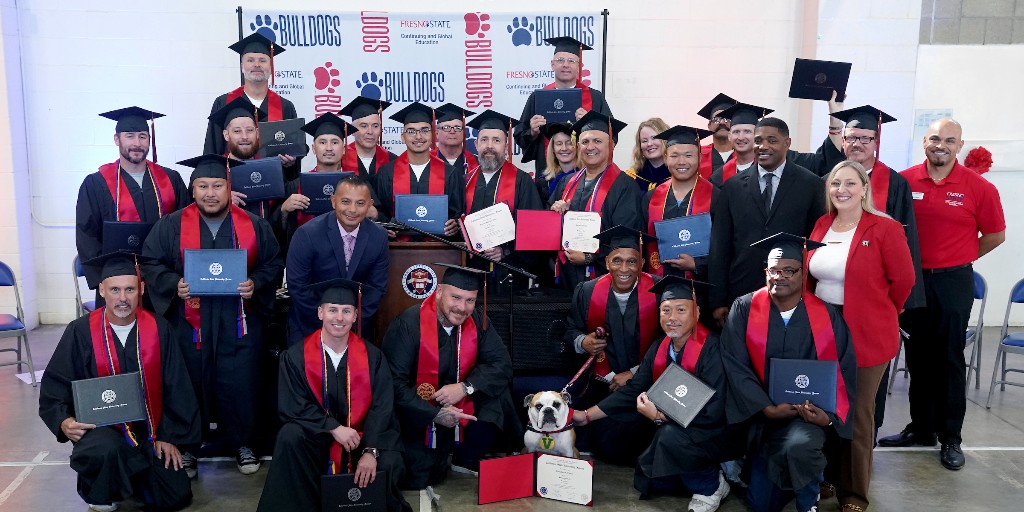 Fresno_State's tweet image. In October, Fresno State made history by hosting its first-ever commencement for incarcerated individuals. 23 men earned their bachelor’s degrees through the university’s Degrees of Change program at Valley State Prison. 🎓 

Read the inspiring story: bit.ly/4exrpUV