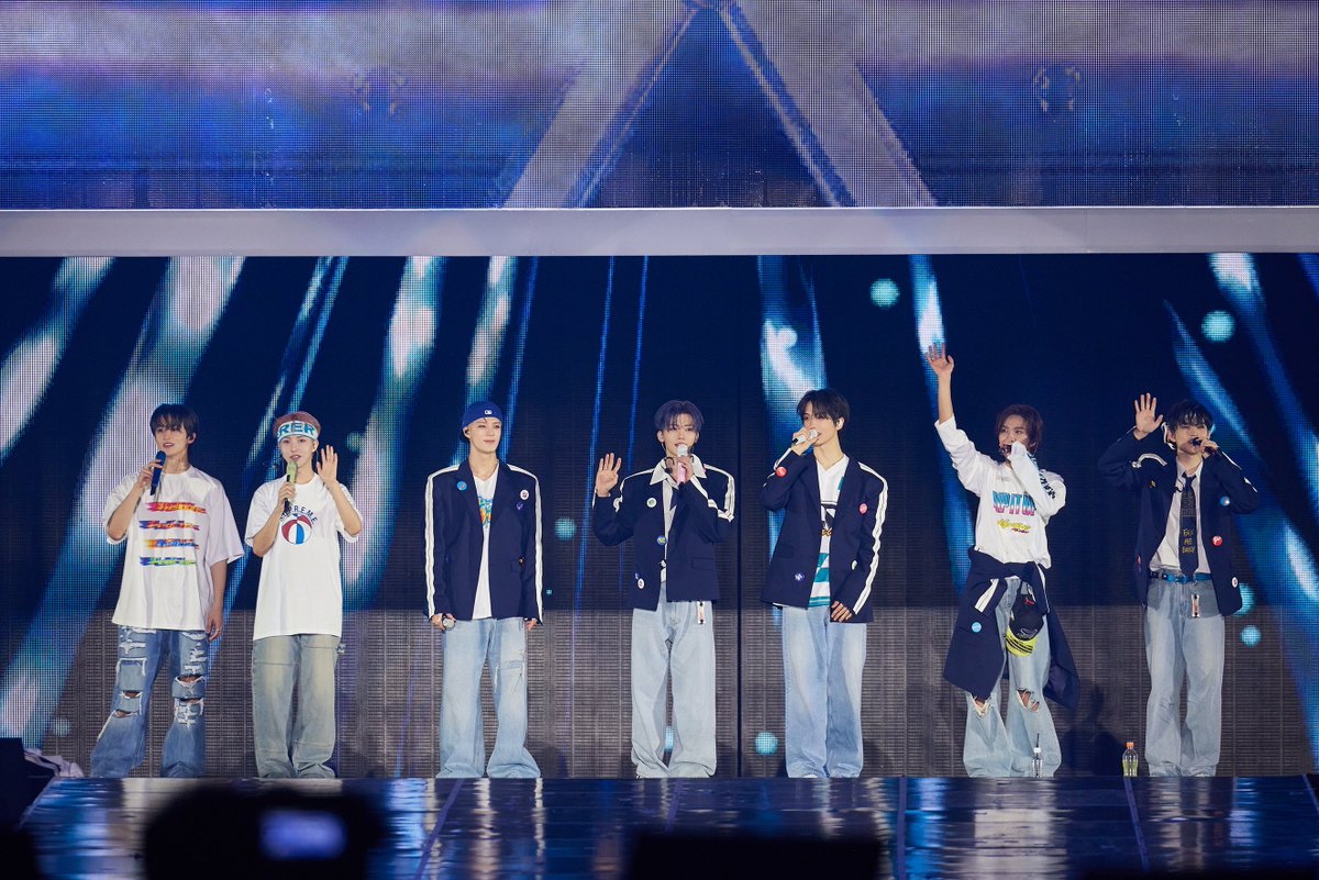 SMTOWN tweet media