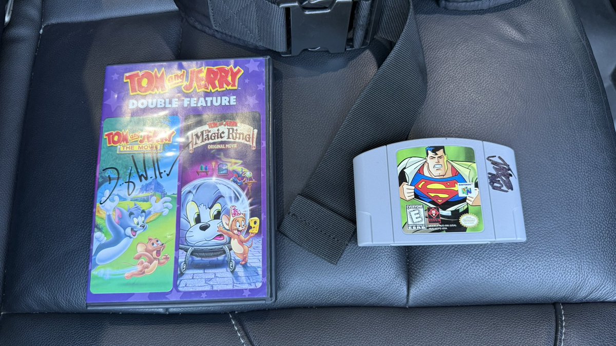 Got to meet both Doug Walker/Nostalgia Critic and James Rolf/AVGN at the  Galloping Ghost Arcade! @GGhostArcade #gallopingghostarcade  #angryvideogamenerd #nostagiacritic, image size:1200x675