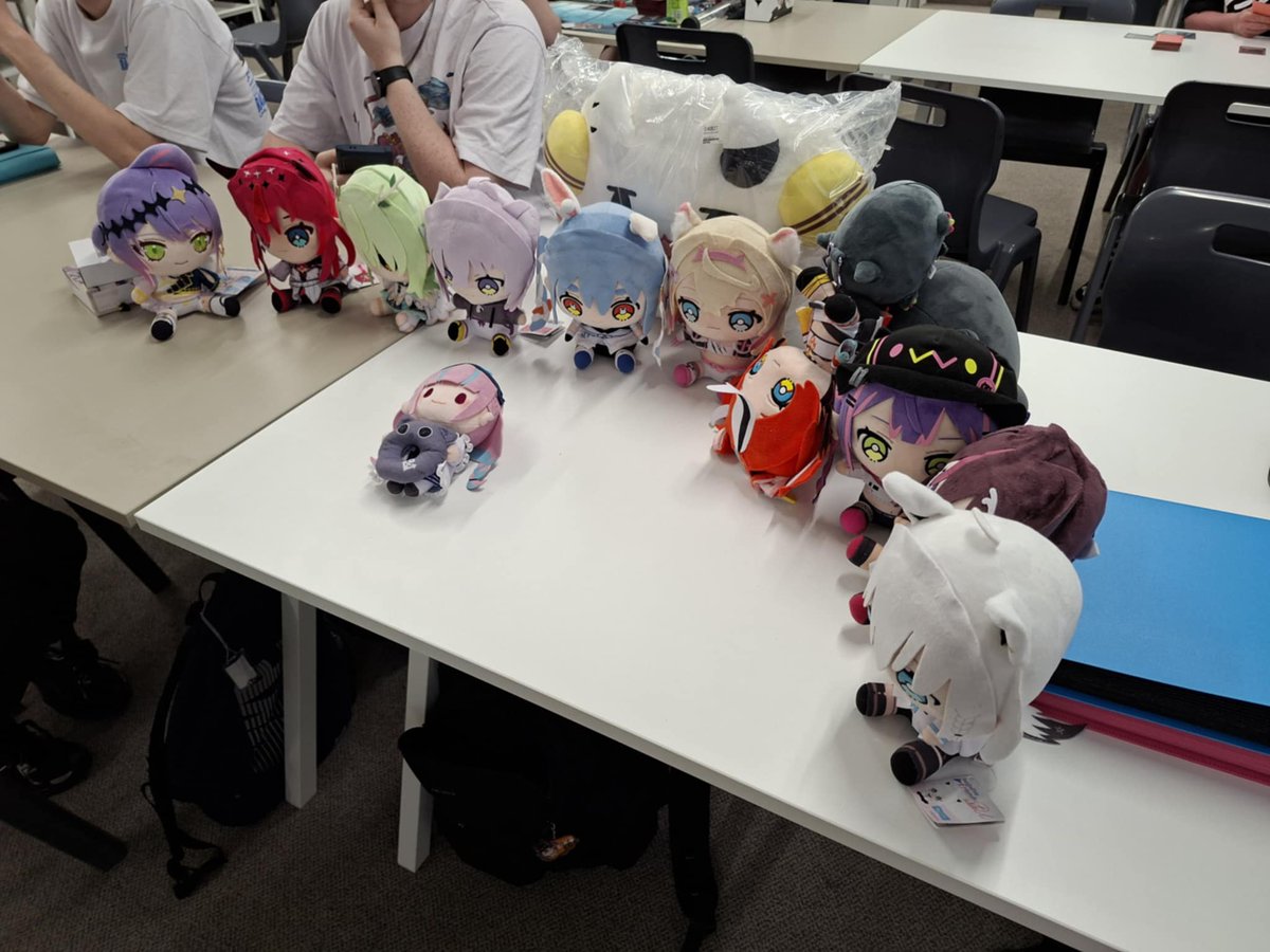 BrgLam's tweet photo. Had a nice little meet today!
#HUKEC
#hololive#hololive #hololive https://t.co/OA43l1Nt97