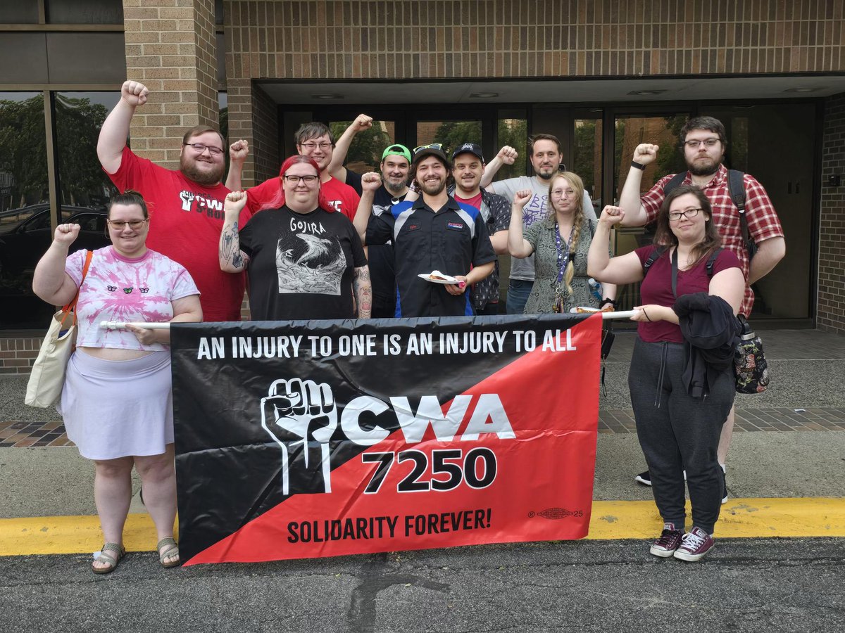 Excellent meeting of <a href="/CWAUnion/">CWA</a> Local 7250 Stewards from <a href="/Activision/">Activision</a>. Build the Union! ✊