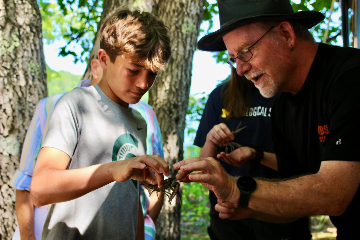 UMBS's tweet image. SUNDAY: If you&apos;re in northern Michigan this weekend, consider stopping by the @UMich Biological Station for our Open House from 11:30 a.m. to 2 p.m. Sunday, July 13. The free, public event is kid friendly. myumi.ch/JPEAg