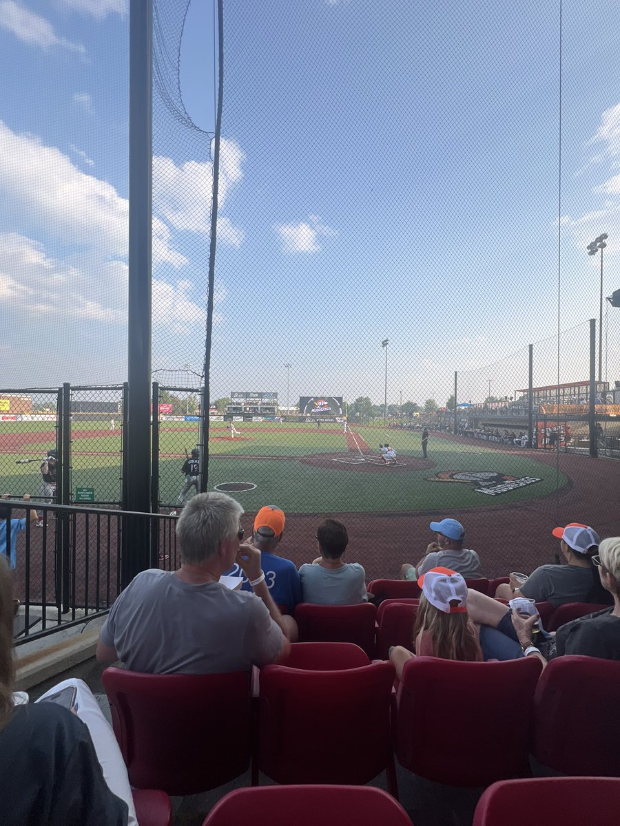 kentsvioud's tweet photo. 18 inning of ball, gonna be hard to beat Buxtons cycle https://t.co/zCtJG1qrNl