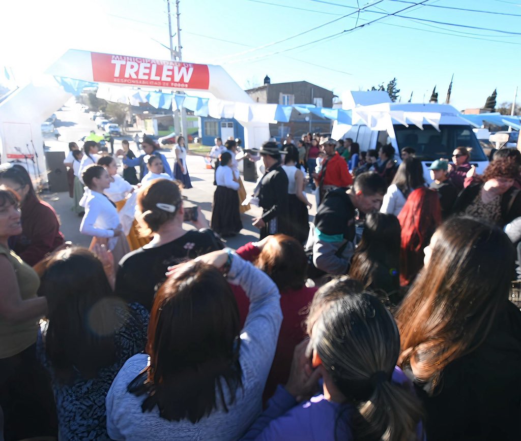 MUNI CON VOS EN EL BARRIO PRESIDENTE PERÓN

Estar en el territorio, escuchar a los vecinos y acercar servicios es parte de nuestra forma de hacer gestión.

💡 Facilitamos trámites, brindamos información útil, sumamos propuestas recreativas y mostramos todo lo que el Municipio