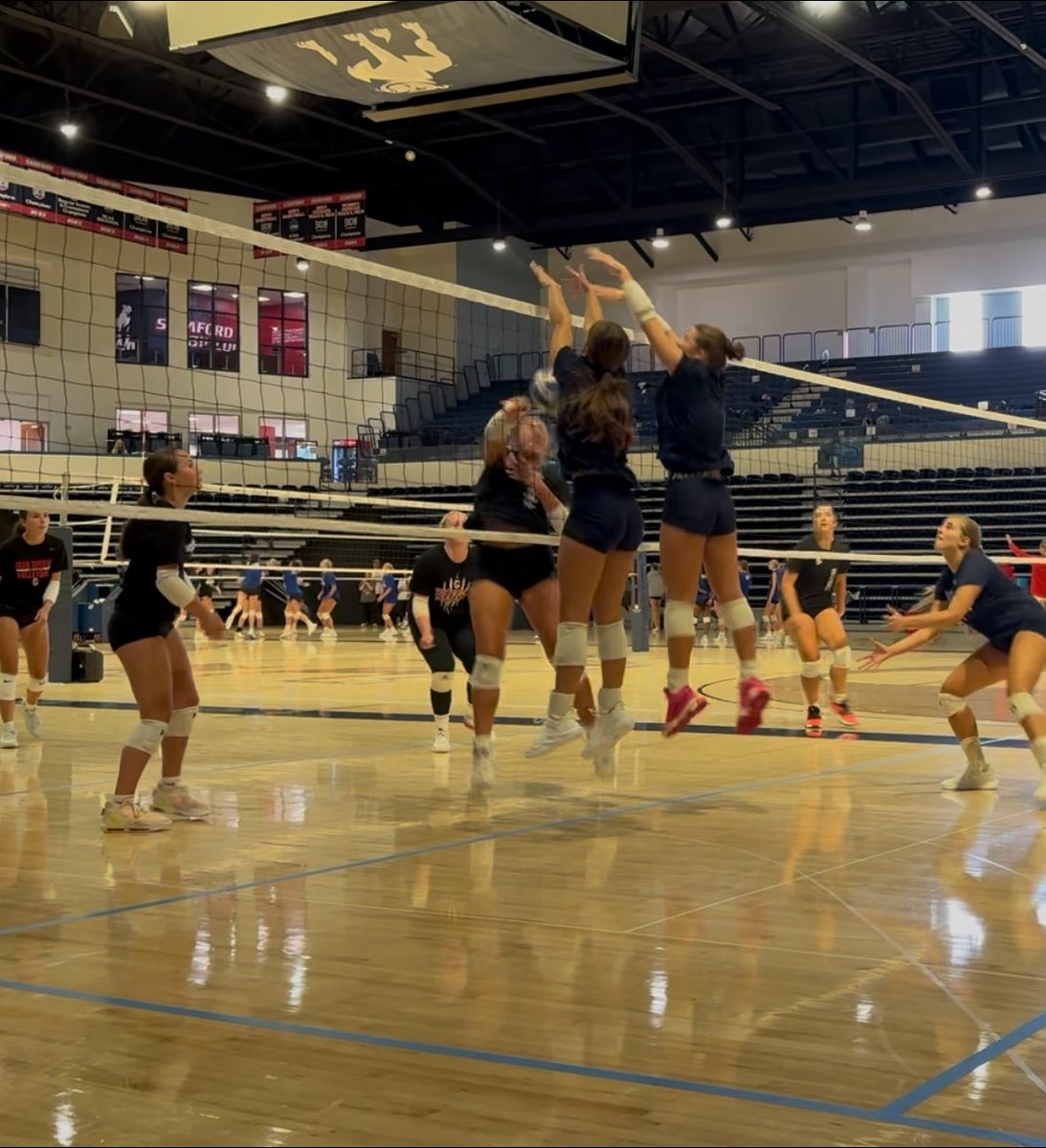 VbPatriots's tweet image. Samford Team Camp 2025 was a success! Walked out better than how we walked in which is always a great feeling! Finished Team Camp Runner-Up🥈and Mary Olivia Barnes was awarded Best Attacker 💪🏼 #NotDoneYet