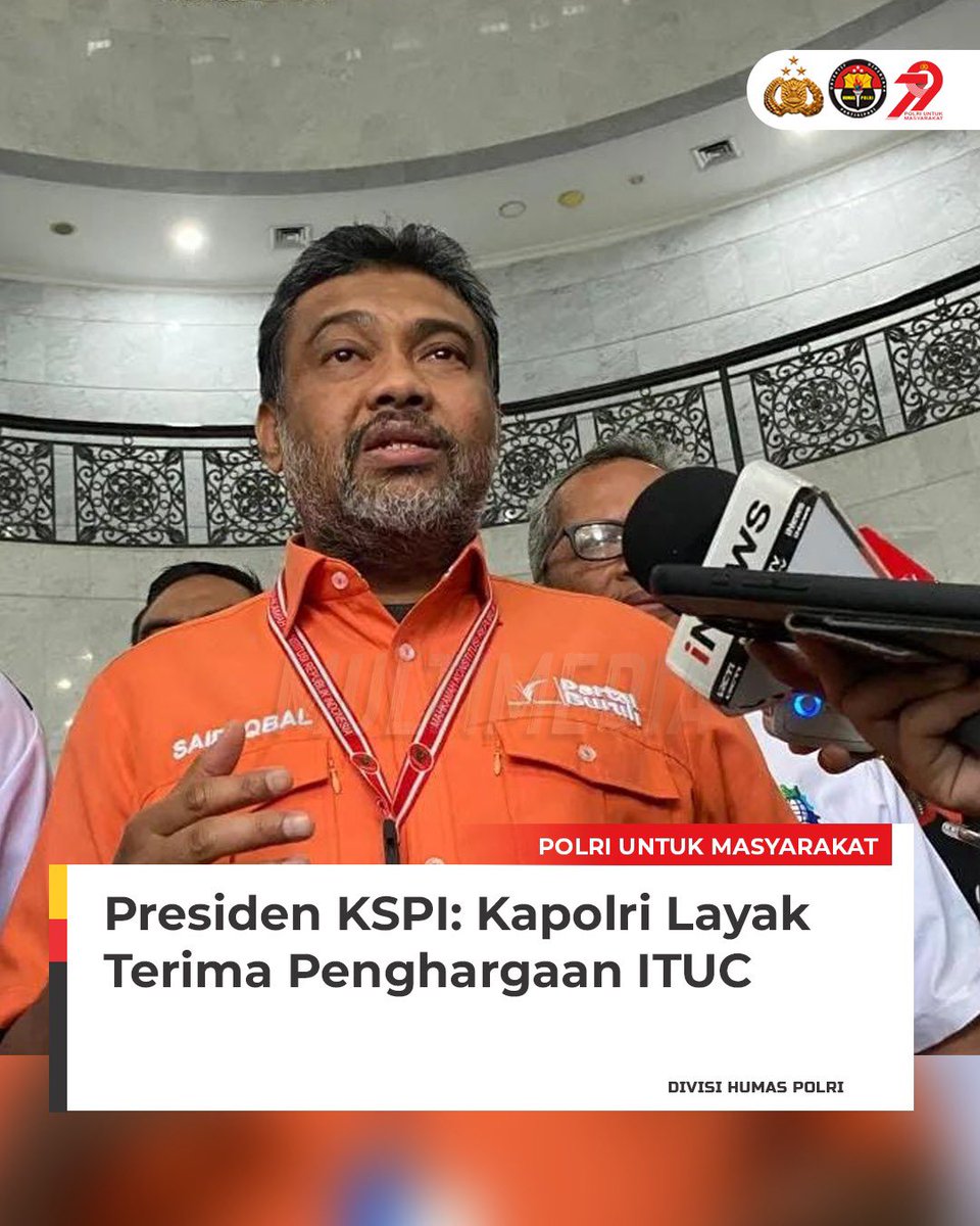 DivHumas_Polri's tweet photo. Presiden Konferensi Serikat Pekerja Indonesia (KSPI) Ir. H. Said Iqbal, M.E., menyampaikan apresiasi mendalam terkait penghargaan internasional yang diterima Kapolri Jenderal Polisi Drs. Listyo Sigit Prabowo, M. Si., dari International Trade Union Confederation (ITUC). Ia menuturkan bahwa penghargaan tersebut bukan hanya bentuk pengakuan dunia terhadap kepemimpinan Kapolri, namun juga sebuah kebanggaan bagi seluruh kelas pekerja di dunia. Penghargaan ini sekaligus apresiasi untuk Kapolri atas komitmen dalam menjaga hubungan industrial yang harmonis. "Ini bukan kebanggaan insan Bhayangkara saja, tapi kami kaum buruh bangga. Saya adalah saksi hidup tentang kebaikan hati beliau, saya maaf ya agak berlebihan, saya nyebut beliau itu malaikat buruh," tutur Presiden KSPI.