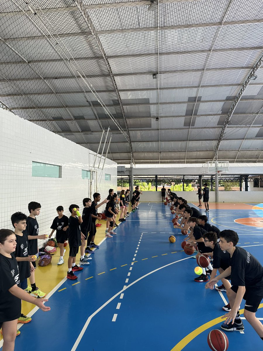 coache_graves's tweet image. Day 3, final day here in João Pessoa.  This group crushed it!  Beyond blessed and thankful for this opportunity and building new relationships with amazing people and coaches! @vinidiniz @bbruno80 @coachdanprete