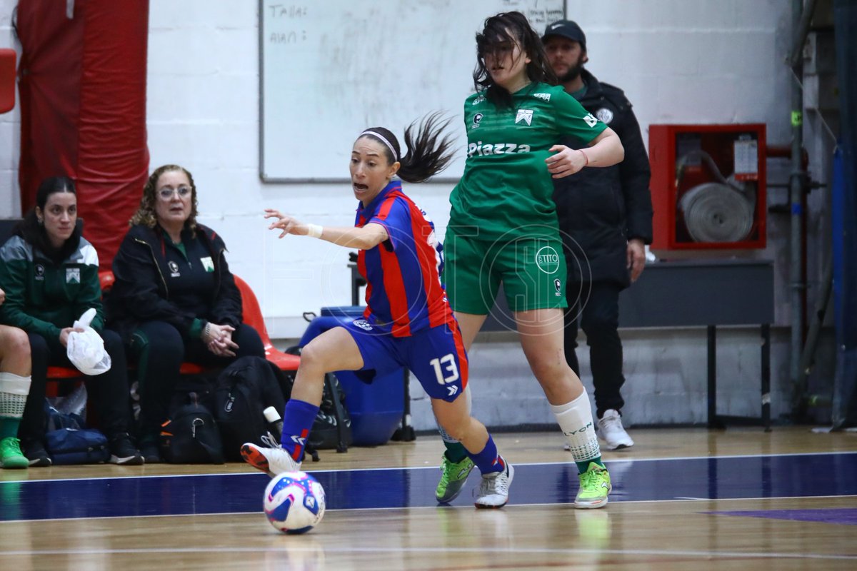 FotosSL's tweet image. Final del partido San Lorenzo 0 - 0 Ferro. A penales. #FutsalFemenino #SanLorenzo