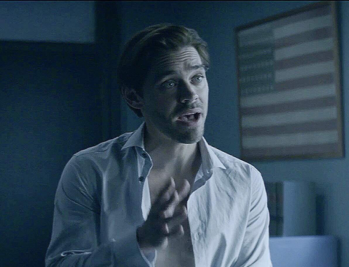 Here you go, my followers. You were missing this picture on your TL, and now you're not. 😍 There's no need to thank me. 🫠 Actually there is one thing you can do. Shout  #SaveProdigalSon as loud as you can!  #ProdigalSon