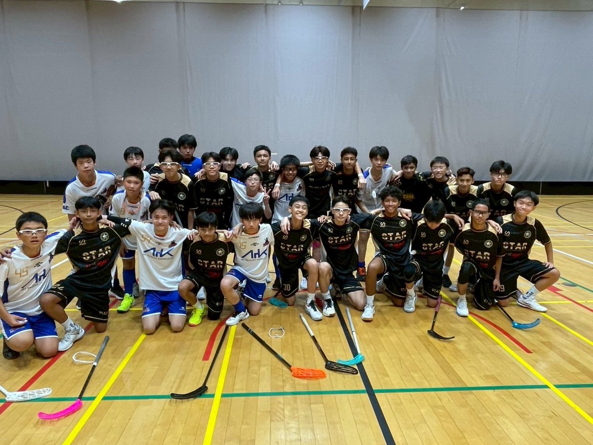 katahirauhc's tweet photo. 大会3日目
U15は全日程終了。最後まで全力プレーを見せてくれて感動しました🥹U18は本日グループ2位確定目指して最後の試合です。最後まで応援よろしくお願いします‼️
#blueninja
#floorball
#sgopen2025 https://t.co/7SMJTLQUye