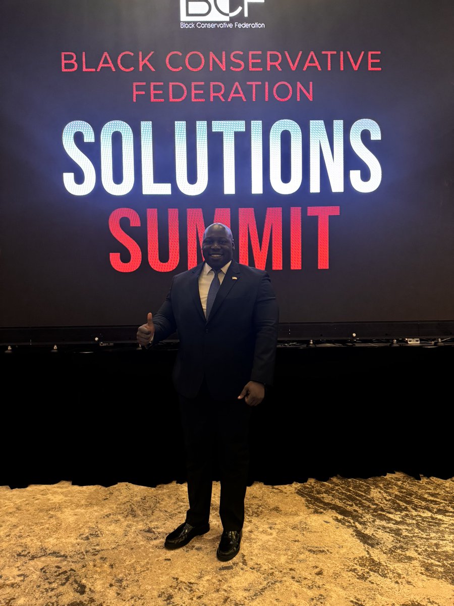 FitzgeraldMofor's tweet image. The Summit Solution with the outstanding!
It was inundated with the presence of the Lord as we got an awesome sermon from @jackbrewerbsi and started off the morning with praise and worship.
We also heard from multiple panels about policy solutions/issues that affect Americans.…