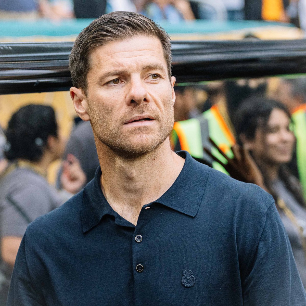 Le Journal du Real (@lejournaldureal) on Twitter photo 🚨 Xabi Alonso a choisi d’aligner Vinicius Jr. sur l’aile droite face au PSG,
mais selon l’entourage du joueur, il ne s’y sent pas à l’aise.
<a href="/miguelitocope/">Miguel Ángel Díaz</a> 🚨 Xabi Alonso a choisi d’aligner Vinicius Jr. sur l’aile droite face au PSG,
mais selon l’entourage du joueur, il ne s’y sent pas à l’aise.
<a href="/miguelitocope/">Miguel Ángel Díaz</a>
