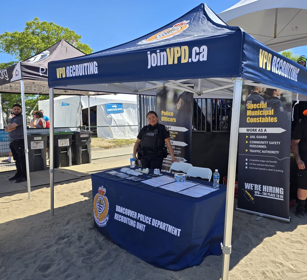 VPDRecruiting's tweet image. It&apos;s an exciting day for @VPDRecruiting! We&apos;re at #KITSBEACH for the annual @VolleyballBC beach volleyball tournament! Stop by and meet our team of recruiters!
we&apos;d love to chat with you!