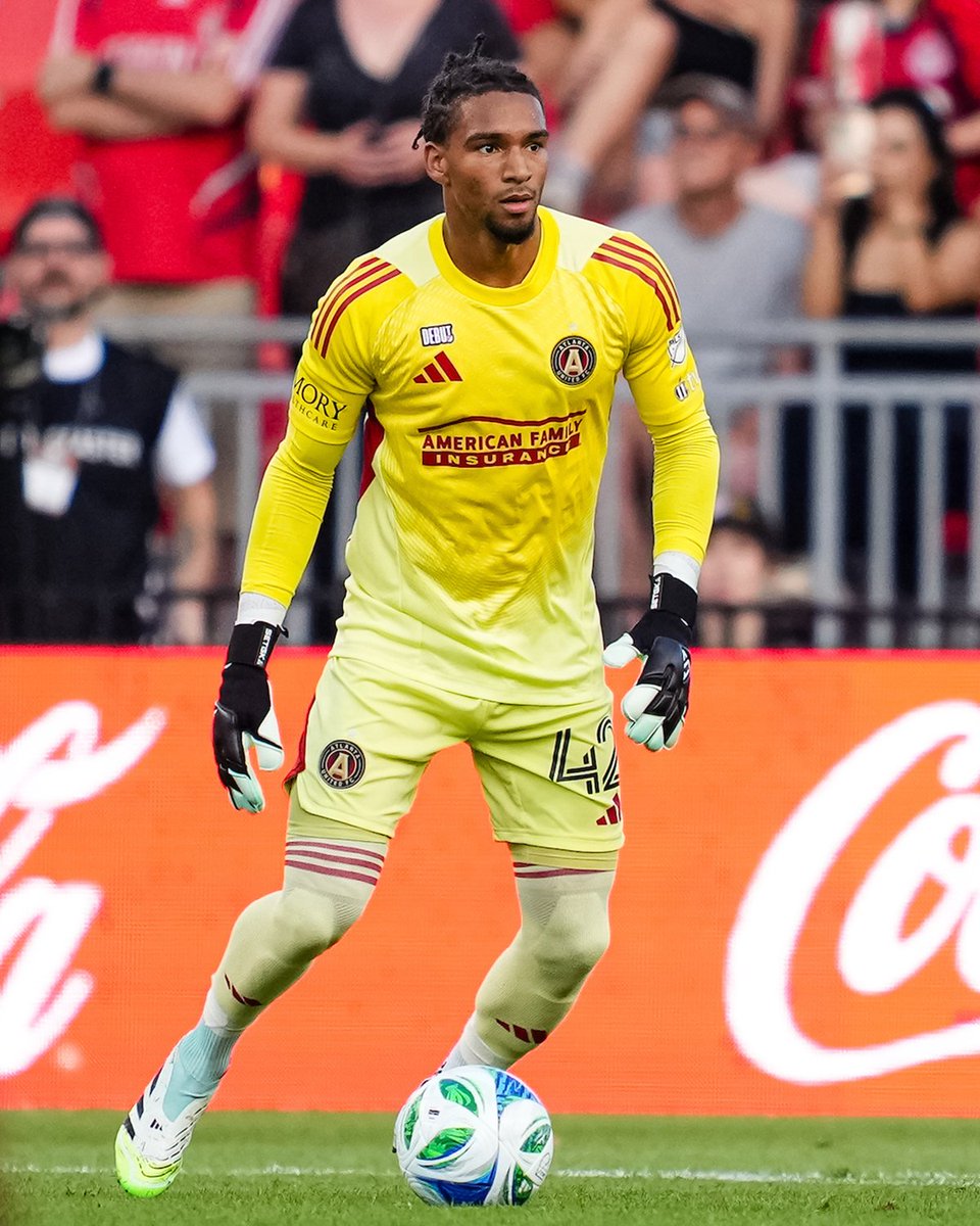 ATLUTD's tweet photo. For the city, for the crest 🔴⚫️

Welcome to @MLS, Jayden Hibbert 👏 https://t.co/nZ7UOXHG23