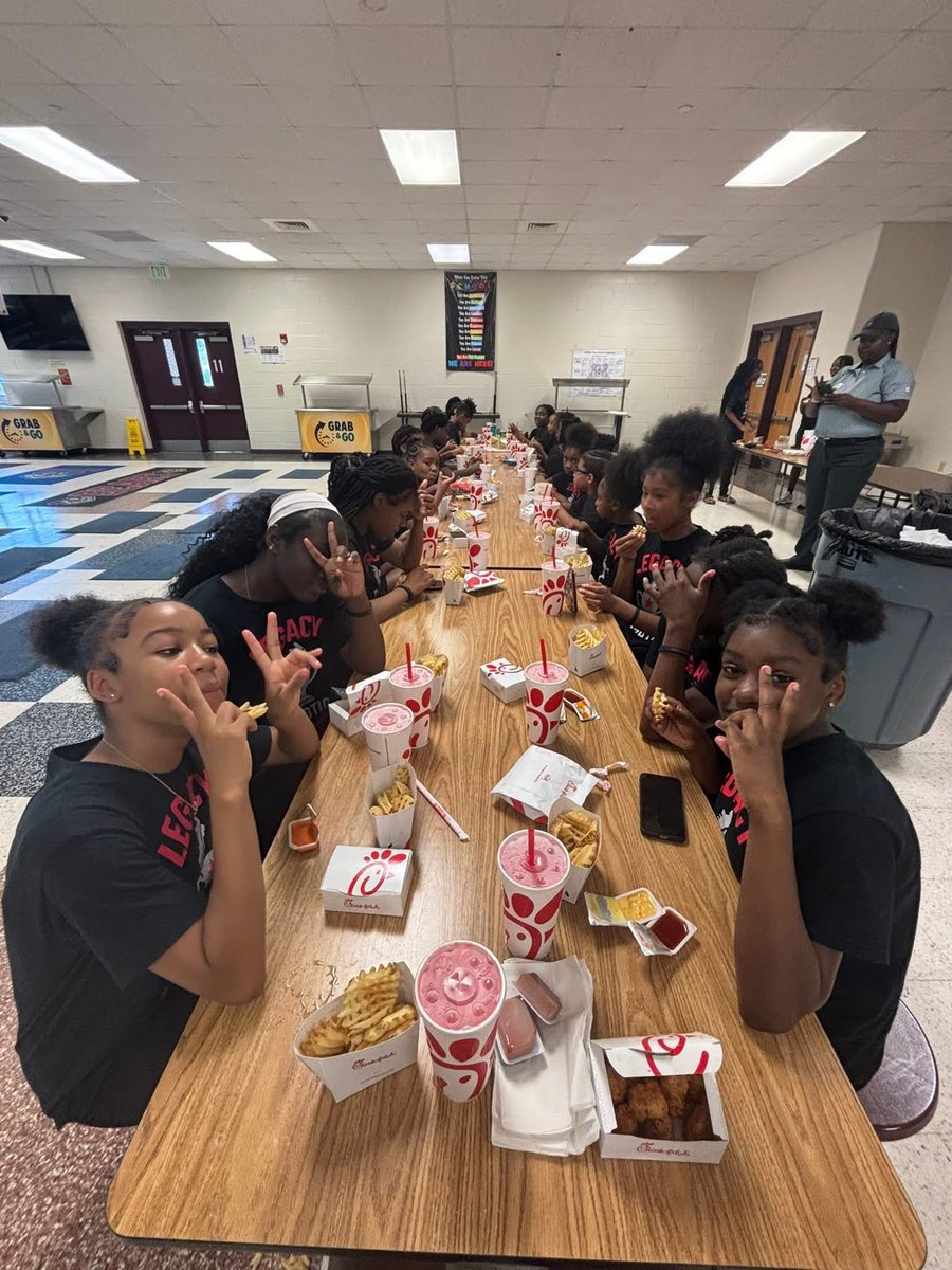 Booker T. Washington Elementary (@wearebtwe) on Twitter photo Week 1 of The Legacy in Motion Summer Camp <a href="/WeAreBTWE/">Booker T. Washington Elementary</a> was a SUCCESS with over 25 participants! 🔥 New faces from different schools across Suffolk came in determined, willing, and confident! Our campers learned a new skill and pushed themselves to grow. #SPSCreatesAchievers Week 1 of The Legacy in Motion Summer Camp <a href="/WeAreBTWE/">Booker T. Washington Elementary</a> was a SUCCESS with over 25 participants! 🔥 New faces from different schools across Suffolk came in determined, willing, and confident! Our campers learned a new skill and pushed themselves to grow. #SPSCreatesAchievers