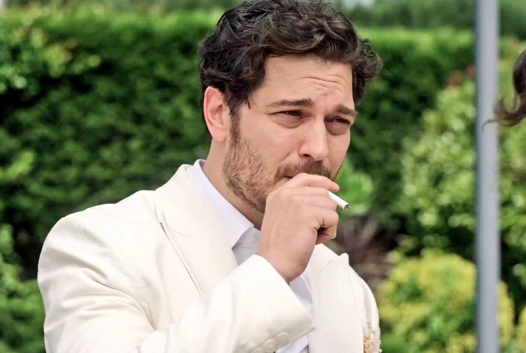 عجزت اوصفه بس شكله بالابيض ولا غلطة😩❤️‍🔥❤️‍🔥
#ÇağatayUlusoy