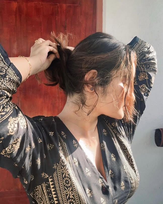 Shekhawat_089's tweet image. लोगों की निंदा से अपना रास्ता मत बदलो क्योंकि सफलता साहस से मिलती हैं शर्म से नहीं. 📜

GOOD MORNING DEAR X FRIENDS🌄