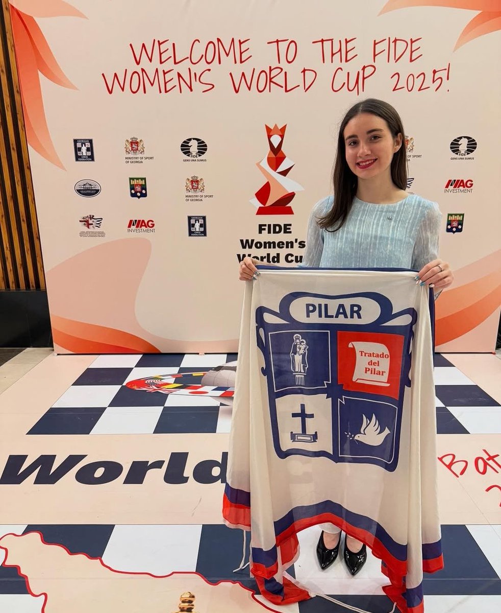 ♟️Belén Francisco completó una notable actuación en la Copa del Mundo de Ajedrez en Georgia.

Pasó la primera ronda y en la segunda se midió con la 1 del torneo, la china Li Tingjie, que le ganó tras dos partidas de altísimo nivel..