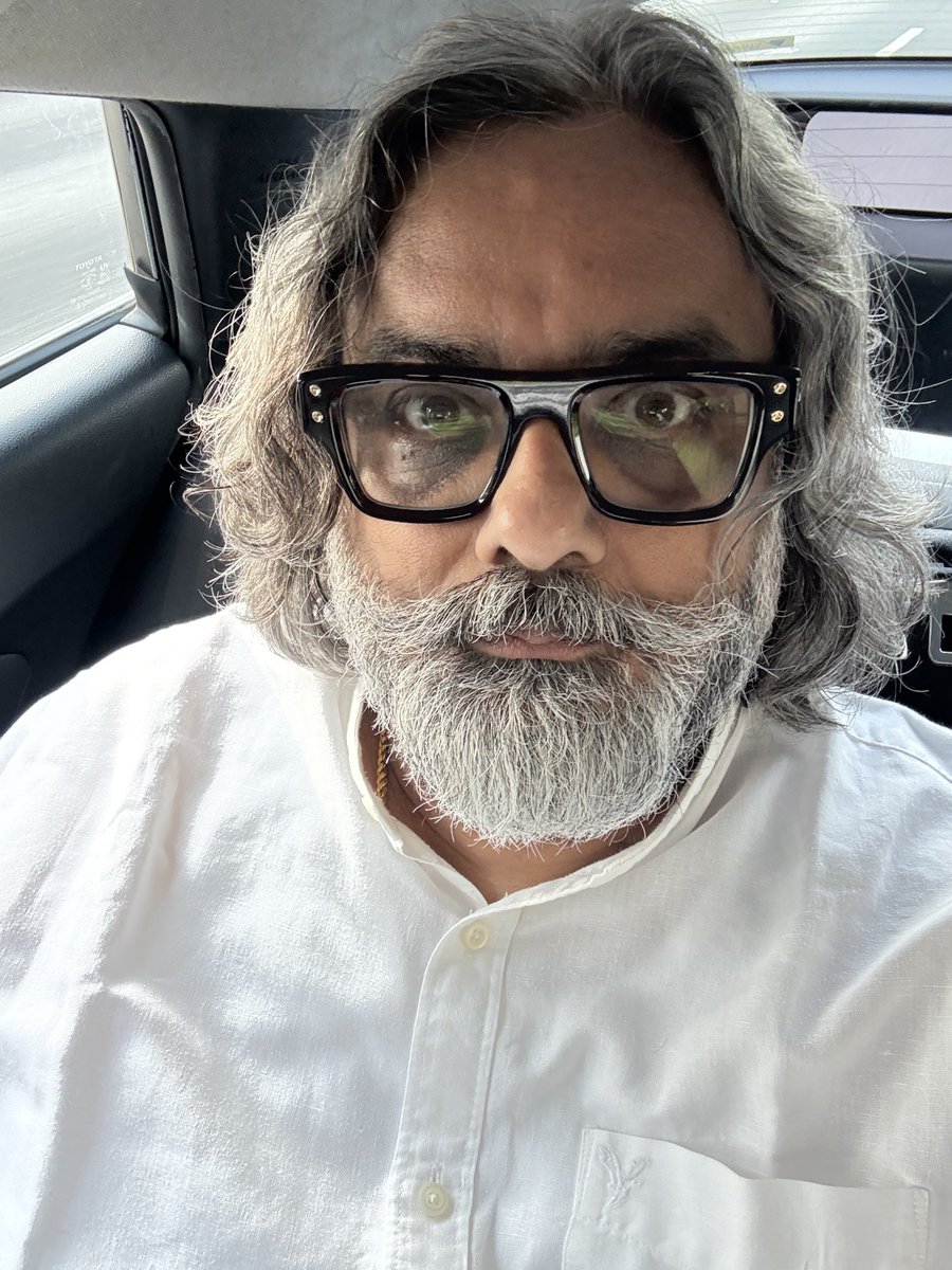 HemanNamo's tweet image. Some occasions are for formal dressing 
#Commencement