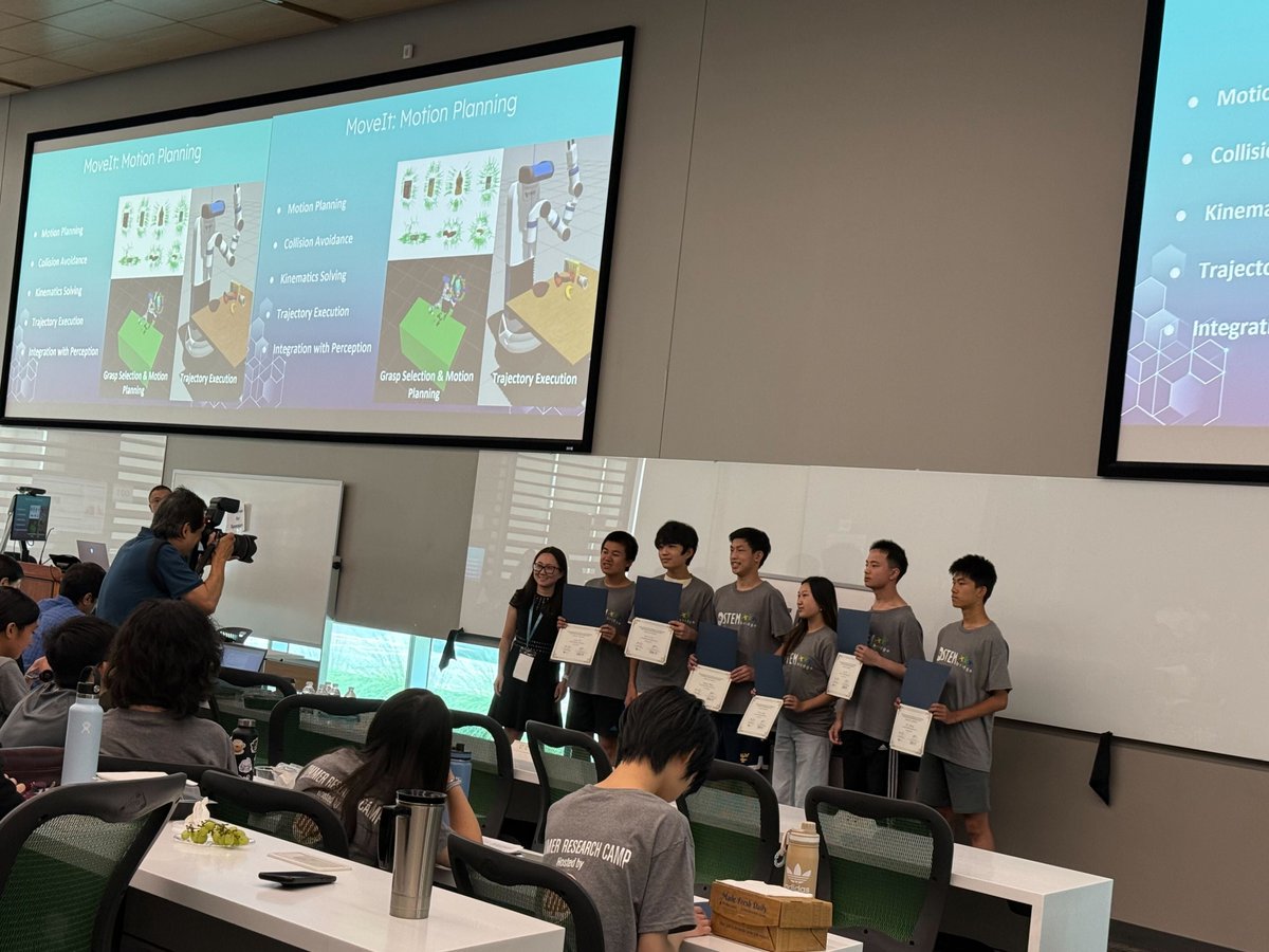 YuXiang_IRVL's tweet image. We @IRVLUTD hosted 7 high school students this summer through the STEM Bridge Program, where they explored perception-driven robotic grasping with @JwRobotics and Qifan Zhang. Their project just won 2nd place out of 15 teams—huge congrats to the team! 👏🤖