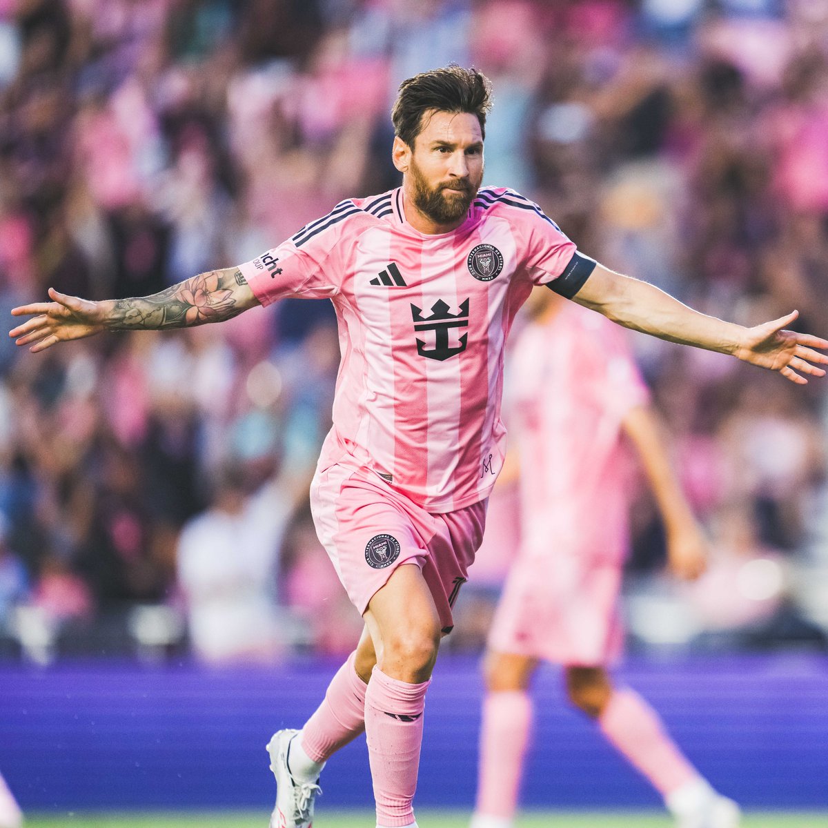 Inter Miami CF (@intermiamicf) on Twitter photo 🇦🇷 Lionel Messi in <a href="/MLS/">Major League Soccer</a> this season:
🏃♂️16 matches
⚽️ 15 goals
🎯 6 assists
🤝 21 goal contributions 🇦🇷 Lionel Messi in <a href="/MLS/">Major League Soccer</a> this season:
🏃♂️16 matches
⚽️ 15 goals
🎯 6 assists
🤝 21 goal contributions