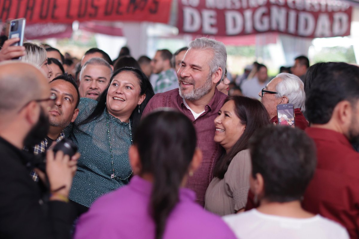 Alfredo Ramírez Bedolla (@arbedolla) on Twitter photo Entre fundadores, hoy celebramos el onceavo aniversario de Morena, refrendando el legado de López Obrador y asumiendo el compromiso total con la presidenta <a href="/Claudiashein/">Claudia Sheinbaum Pardo</a>.
Desde Michoacán, seguiremos transformando con el corazón y los principios firmes de la 4T recordando que Entre fundadores, hoy celebramos el onceavo aniversario de Morena, refrendando el legado de López Obrador y asumiendo el compromiso total con la presidenta <a href="/Claudiashein/">Claudia Sheinbaum Pardo</a>.
Desde Michoacán, seguiremos transformando con el corazón y los principios firmes de la 4T recordando que