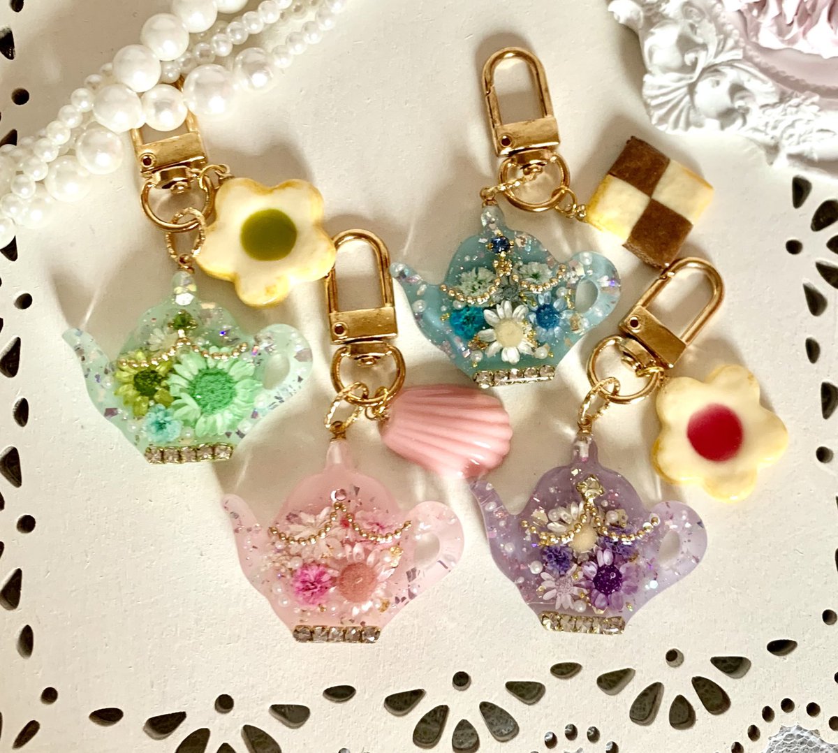 🎀イベント告知🎀

7/17-23の間、ラフォーレ原宿4Fにある
Kawaii☆Stars さま(<a href="/Kawaii__Stars/">Kawaii☆Stars（カワスタ）</a> )に委託販売でお世話になります💓

今回もたくさんのカワイイ♡をお届けできるよう準備したので、ぜひカワスタさんに足を運んでいただけると嬉しいです⸜🌷︎⸝‍

 #ラフォーレ原宿 #カワスタ