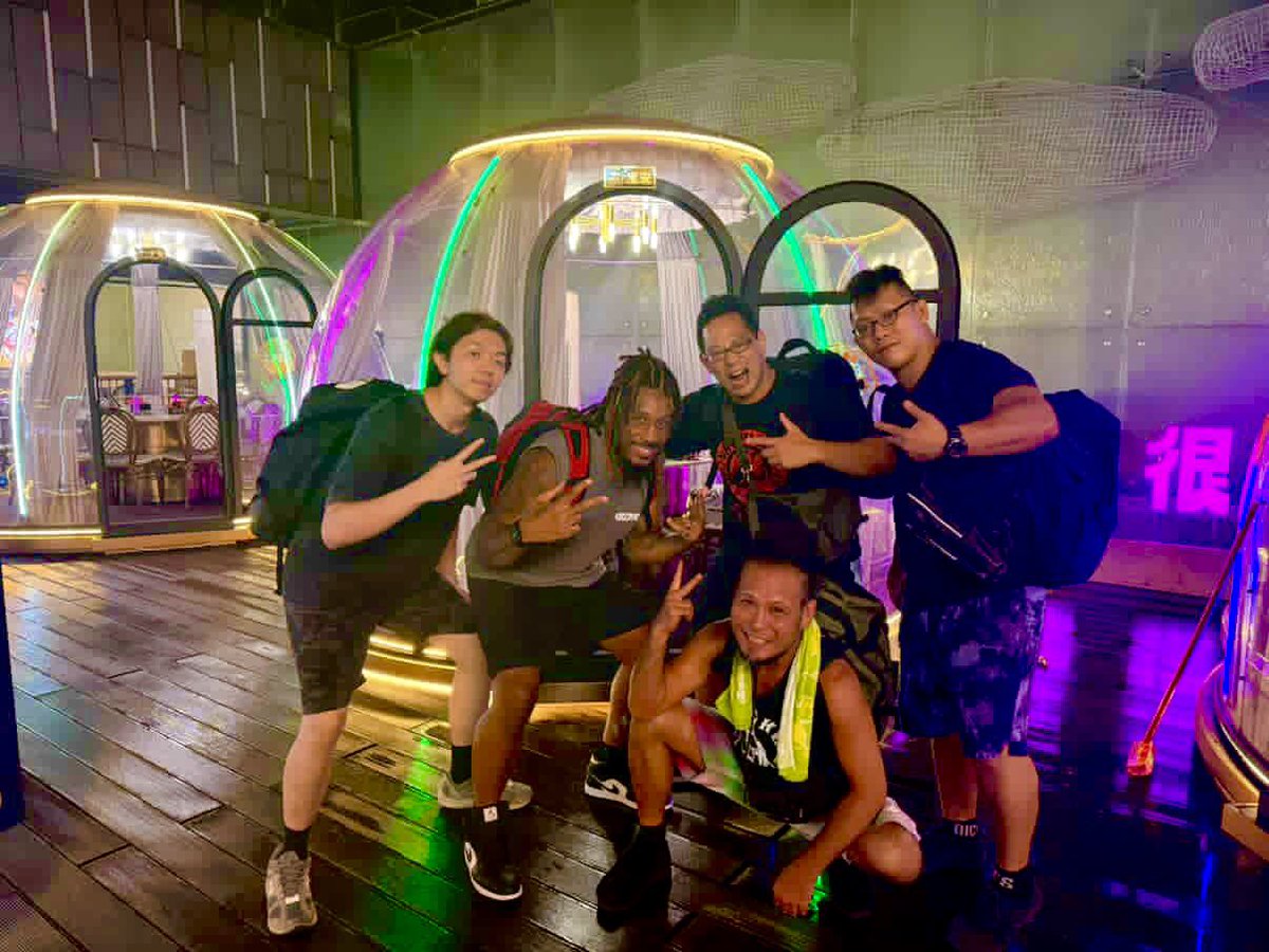 中国遠征二連戦が無事に終了
大きな後楯もないのに中国でプロレスを普及させようとしてるブラザーブッファを尊敬している
プロレスジャンキーならみんなも是非彼等の動向を追って応援して欲しい
#GG750

youtube.com/watch?v=RC1IlE…
↑7.11(金)

m.youtube.com/watch?v=t9a4RX…
↑7.12(土)