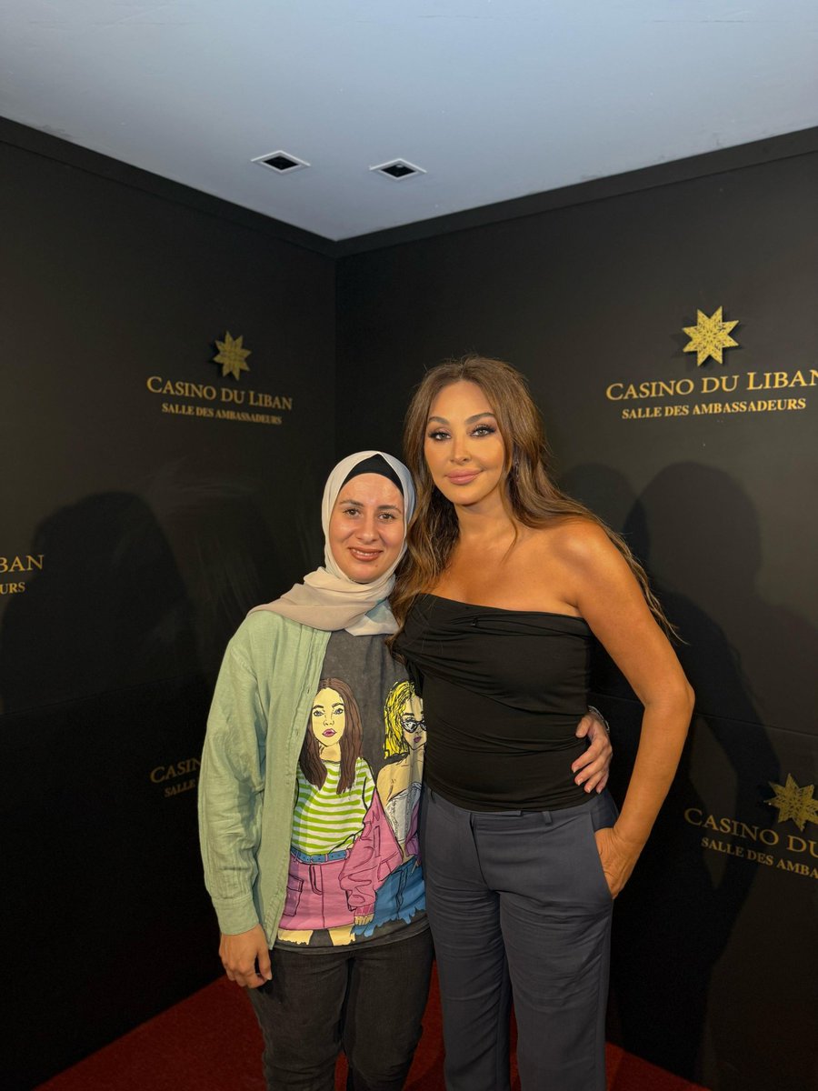 DoujaAwarky's tweet photo. with my biggest and endless love @elissakh ❤️❤️ https://t.co/6dCncWUjJh
