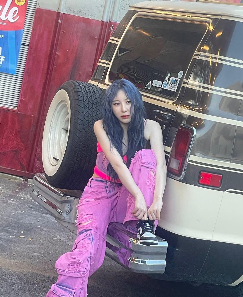 𝚢oko 蹈 ◌ * 𝚜tre͞e𝕥 tweet media