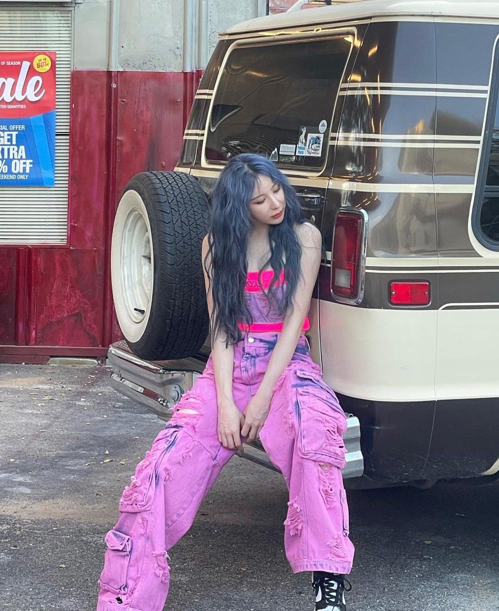 𝚢oko 蹈 ◌ * 𝚜tre͞e𝕥 tweet media