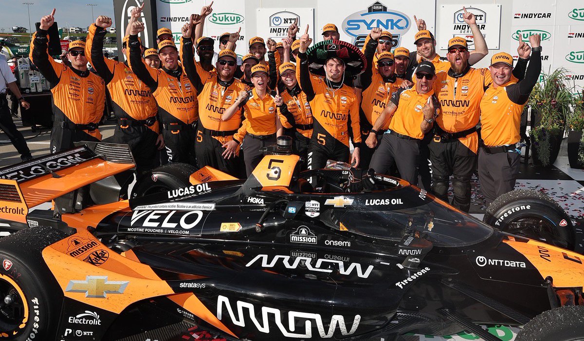 detroitgp's tweet image. The 2021 #DetroitGP champ delivers again! Huge congrats to @PatricioOWard on winning at @INDYCARatIowa in his 100th career @IndyCar start.
It’s his first win of 2025 and the first victory of the season for @TeamChevy — and it came with a clutch move off pit road to seal the…