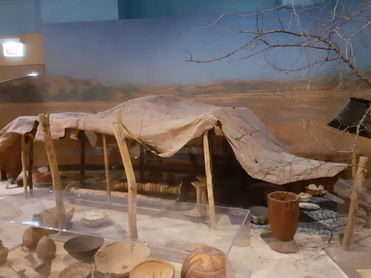 ait_kisou's tweet image. Leather Tuareg tent (Field Museum)