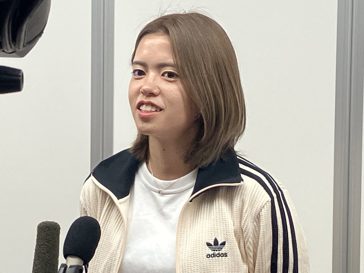 なでしこジャパンの #長谷川唯 選手が出国しました✈️ マンチェスター 