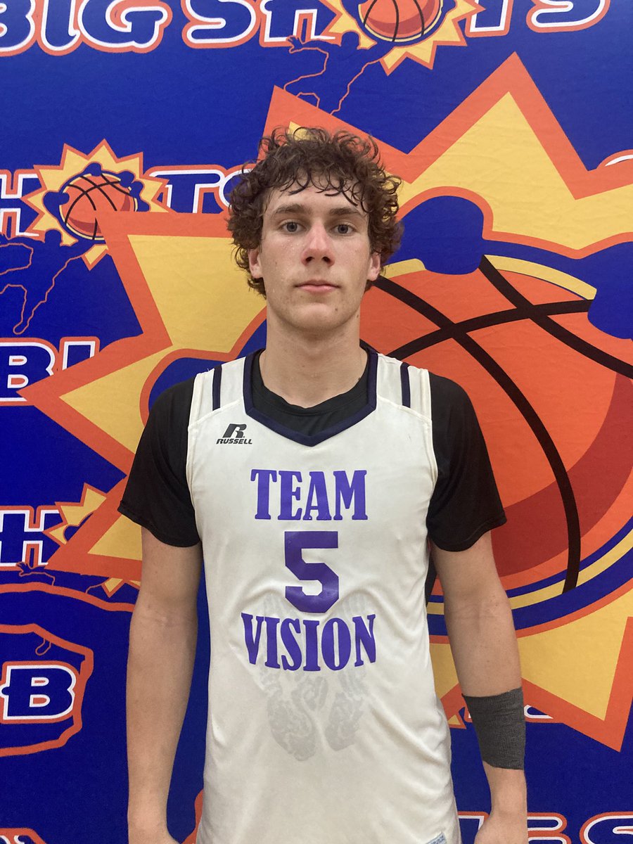 BigShotsGlobal's tweet photo. #BIGSHOTS #MYRTLEBEACHLIVE2
17U SLAM

CT Force 67
Connor Sullivan 18
Vincent Burbank 13

Team Vision 57
Ian Bailey 21
Luviu Anton 13 https://t.co/Yya4kDQ8sP