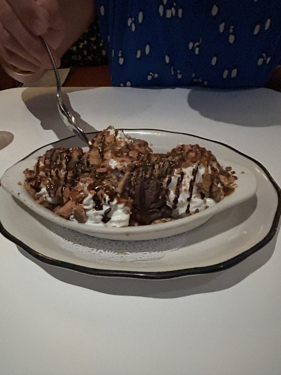 wmataGM's tweet image. Fantastic date night visit to Caruso’s Grocery right @wmata Potomac Ave station. @mattadler81 is a great host that serves up some awesome Italian & good vibes! Plus ran into @BarredinDC coming off train so it was a full DC Twitter night. (And no judging eating the dessert!)
