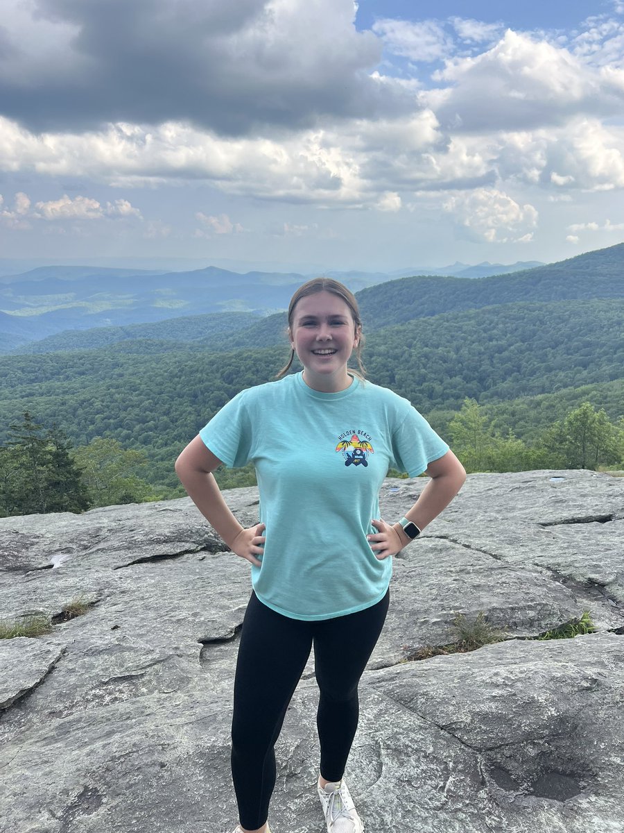 CryBryant's tweet photo. Chloe’s been having a blast at Summer Ventures in Science and Math at Appalachian State University. Home for the weekend and back to Boone tomorrow to finish up her last two weeks wrapping up her research project. https://t.co/L5yyE2L75O