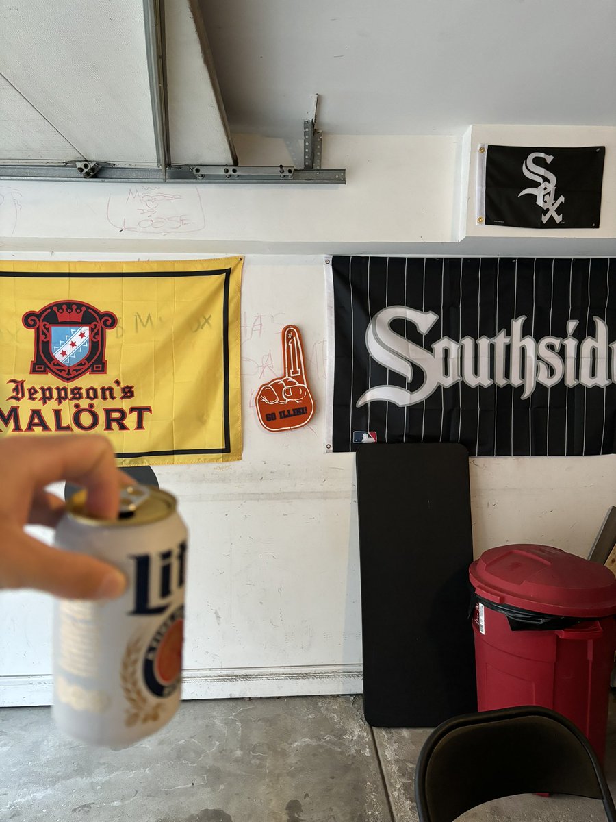 BTolan72's tweet image. Bobby Jenks this one’s for you… RIP LEGEND
25th year ‘05 anniversary wasn’t the same without you #WhiteSox #108ing