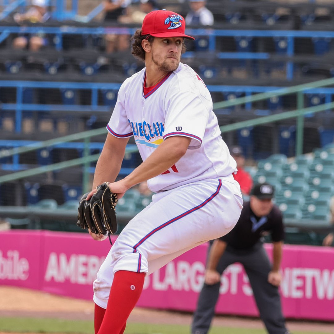 Braydon Tucker was 🔥 tonight! 
7 IP, 2 H, 0 R, 0 BB, 5 Ks. He retired 21 of the 23 batters he faced!