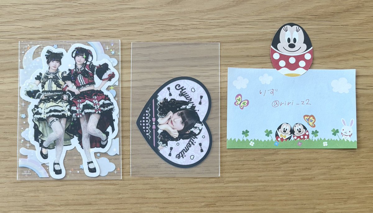 riri_z2's tweet photo. きゅるして きゅるりんってしてみて Kyururin Wonderland リリイベ ステッカー 交換

譲：❤️💛、ハート型🩷

求：画像2枚目👑

郵送交換希望
検索からでもお気軽にお声掛けください🙇🏻‍♀️ https://t.co/Z9vpe6kbke