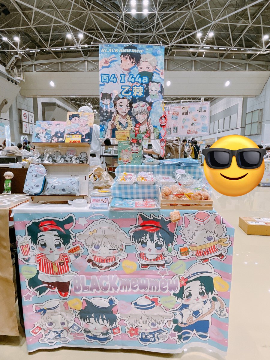 min10_moca's tweet photo. 設営完了しました！

よろしくお願いしますー！！／乙棘

開始直後は席を離れ売り子のごまさんに任せています。

 #声にできない愛言葉_星願2025 https://t.co/7jKpamGZUX