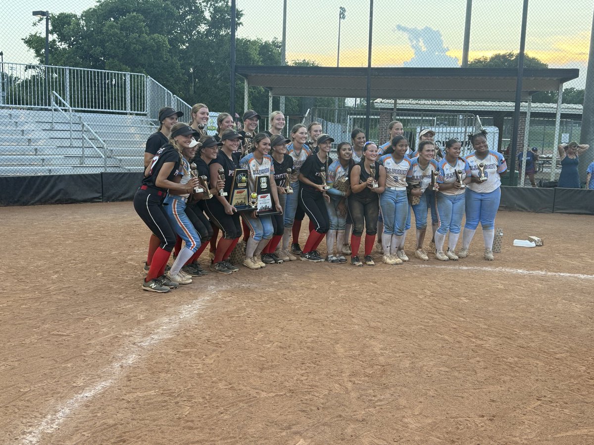 What a great year 48-13-3. Ending the season winning the Music City World Series in Nashville TN!
#TJTRAINED